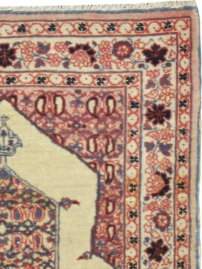 Antique Persian Tabriz Hagi Jilili Rug, No.22130 - Gsblank