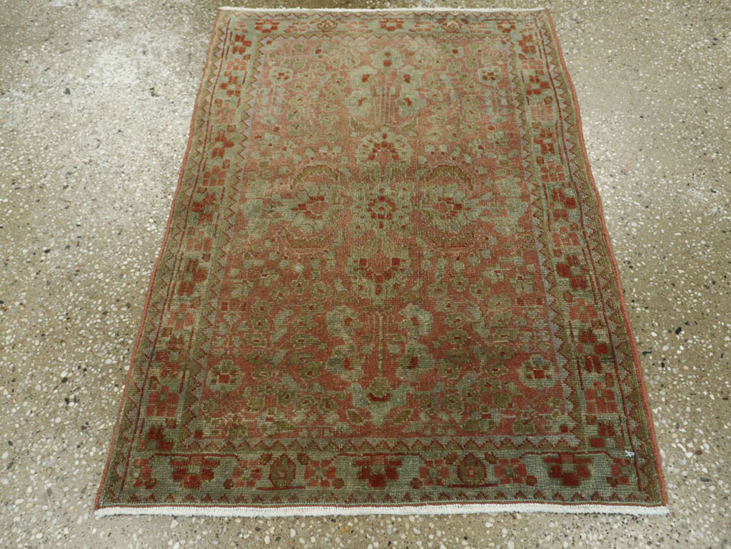 Antique Persian Sarouk Rug, No.22134 - Gsblank
