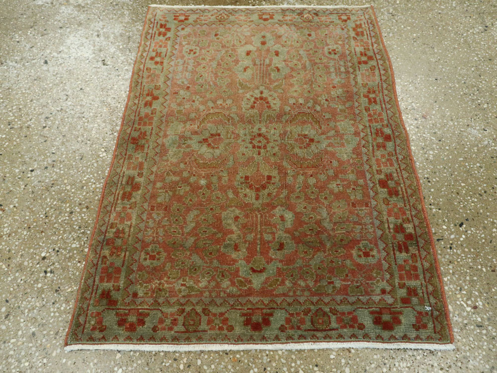 Antique Persian Sarouk Rug, No.22134 - Gsblank