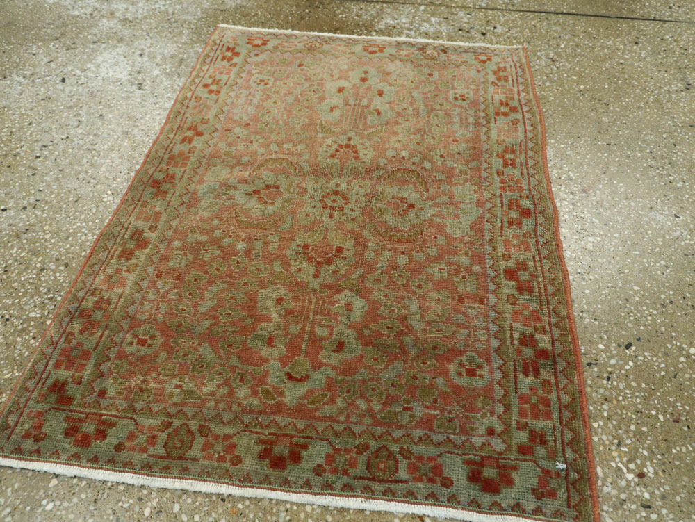 Antique Persian Sarouk Rug, No.22134 - Gsblank