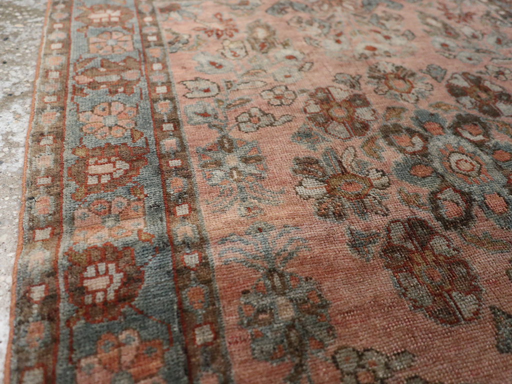 Antique Persian Sarouk Throw Rug, No.22136 - Gsblank