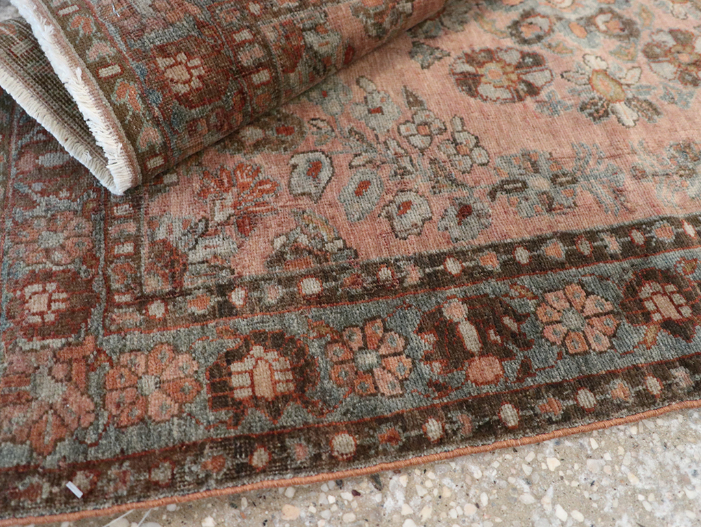 Antique Persian Sarouk Throw Rug, No.22136 - Gsblank