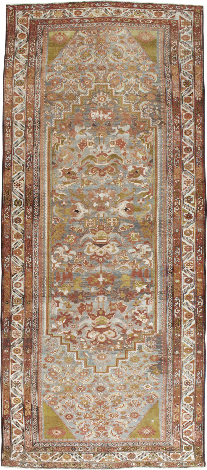Antique Persian Bakhtiari Carpet, No.22138 - Gsblank