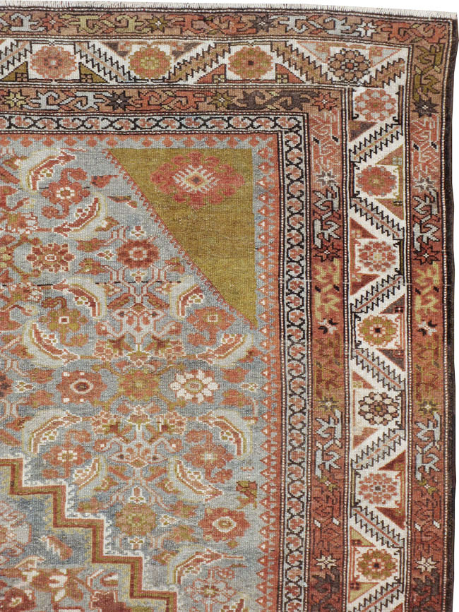 Antique Persian Bakhtiari Carpet, No.22138 - Gsblank