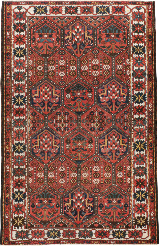 Vintage Persian Bakhtiari Rug, No.22139 - Gsblank
