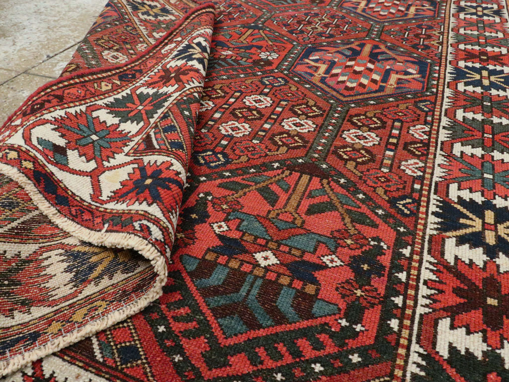 Vintage Persian Bakhtiari Rug, No.22139 - Gsblank
