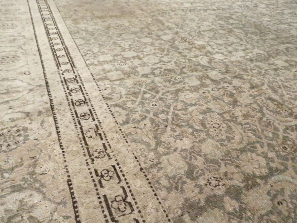 Antique Persian Tabriz Room Size CarpetCarpet, No.22142 - Gsblank