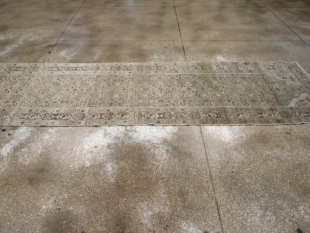 Vintage Persian Malayer Runner, No.22146 - Gsblank