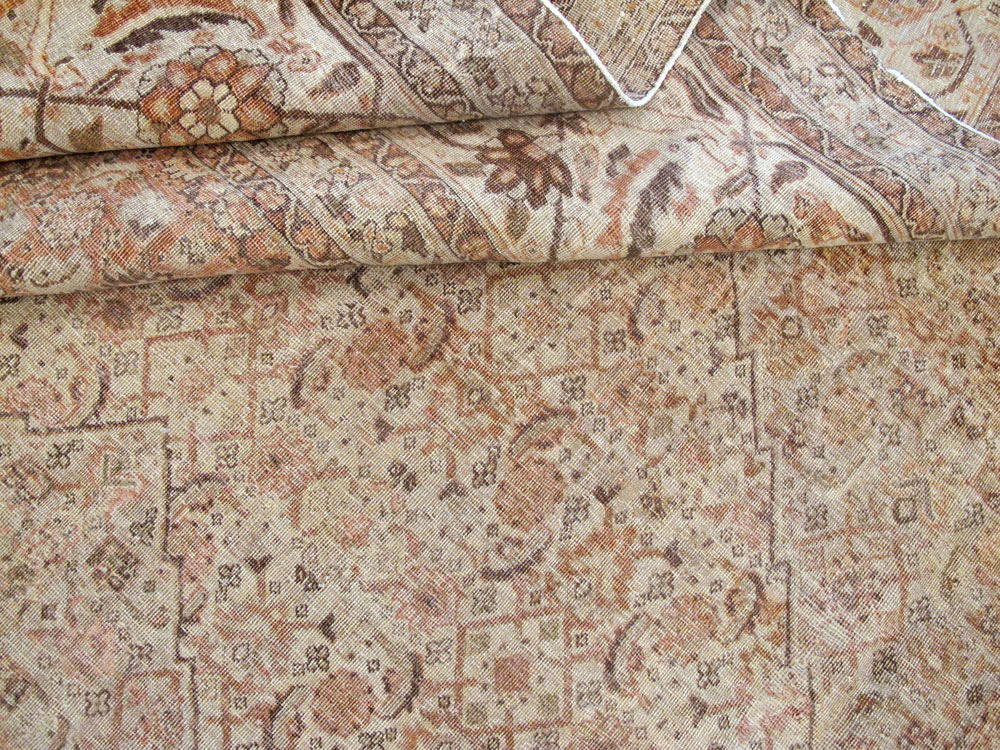 Antique Persian Tabriz Carpet, No.22148 - Gsblank