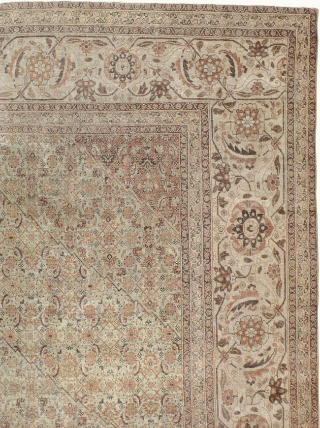 Antique Persian Tabriz Carpet, No.22148 - Gsblank