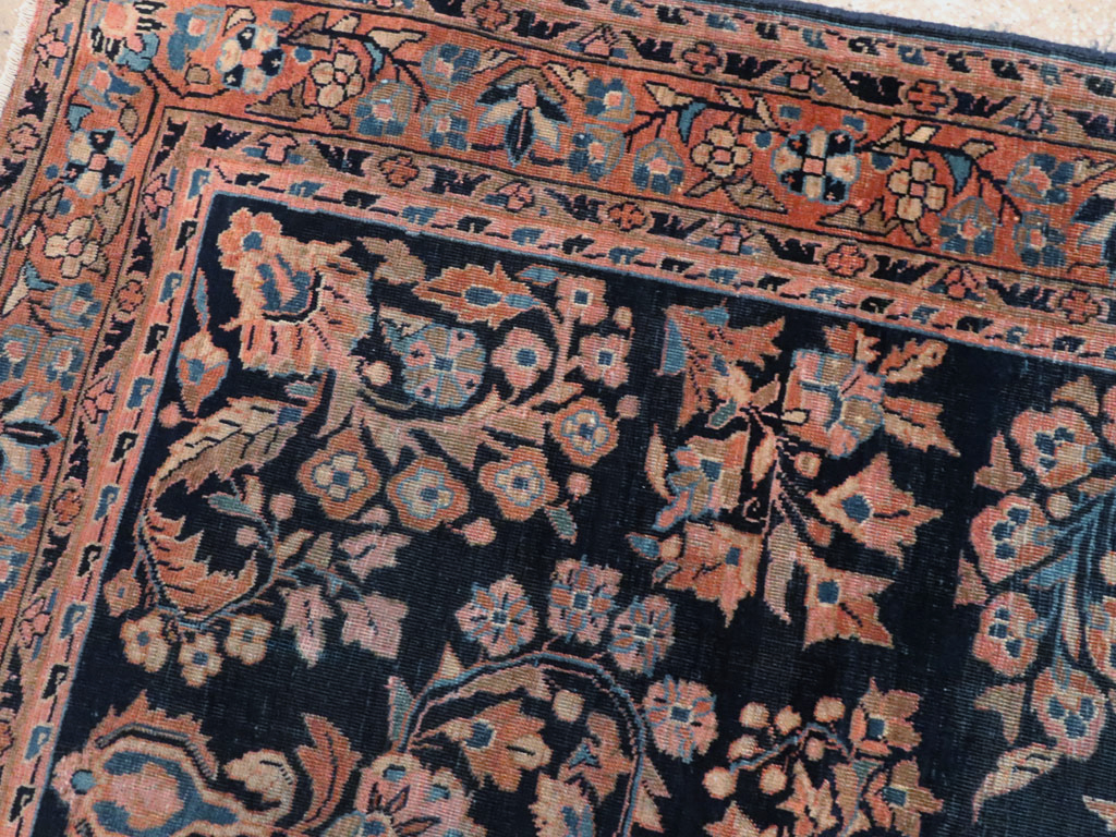 Vintage Persian Sarouk Rug, No.22161 - Gsblank