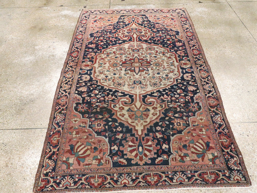 Antique Persian Sarouk Fereghan Rug, No.22163 - Gsblank