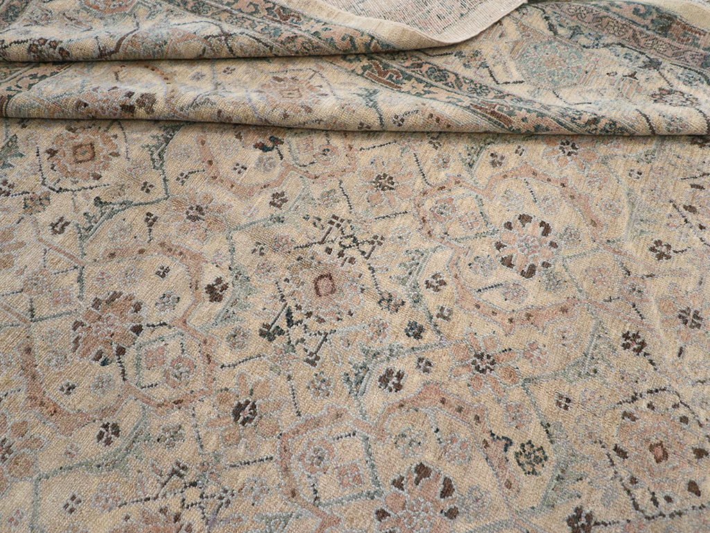 Antique Persian Bibikabad Carpet, No.22168 - Gsblank