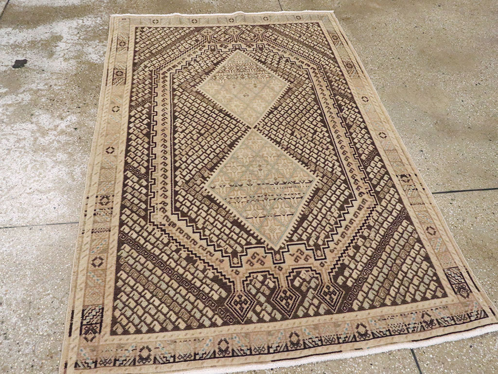 Vintage Persian Afshar Rug, No.22189 - Gsblank