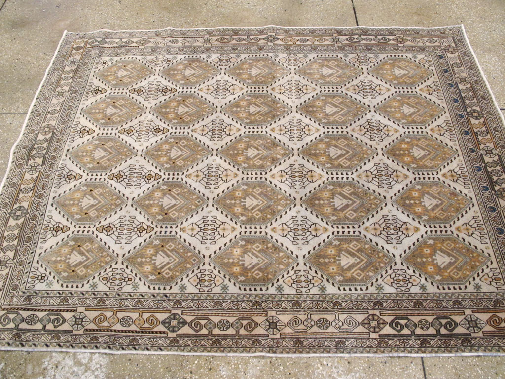 Vintage Persian Afshar Rug, No.22190 - Gsblank