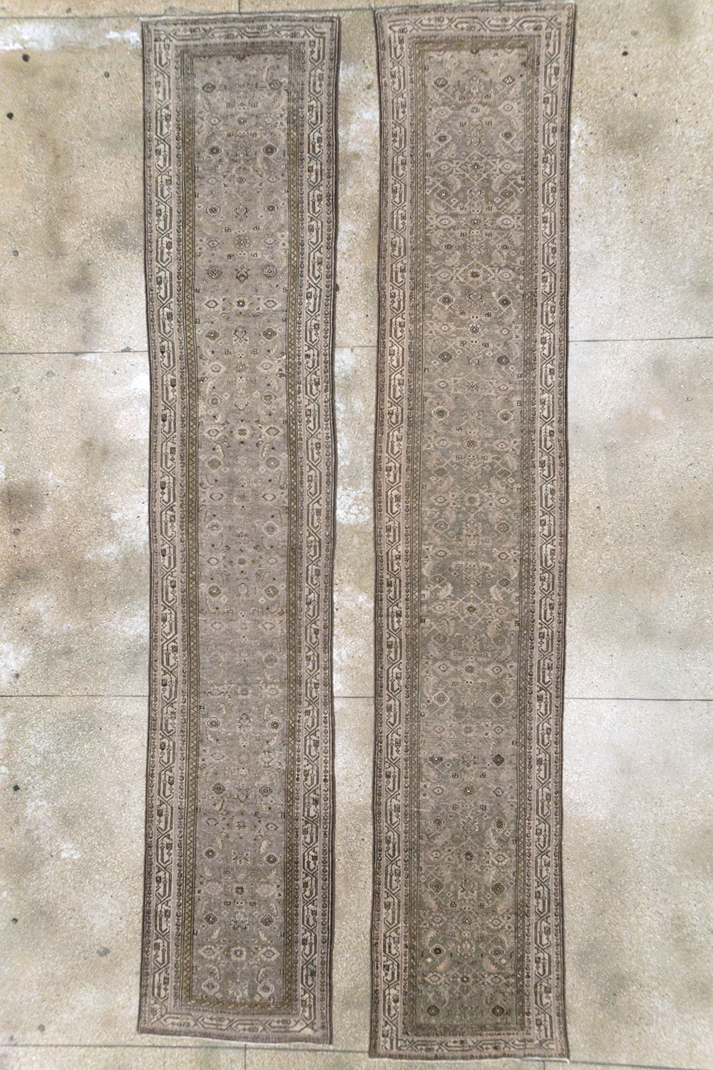 Vintage Persian Malayer Runner (Pair: 1 of 2), No.22226 - Gsblank