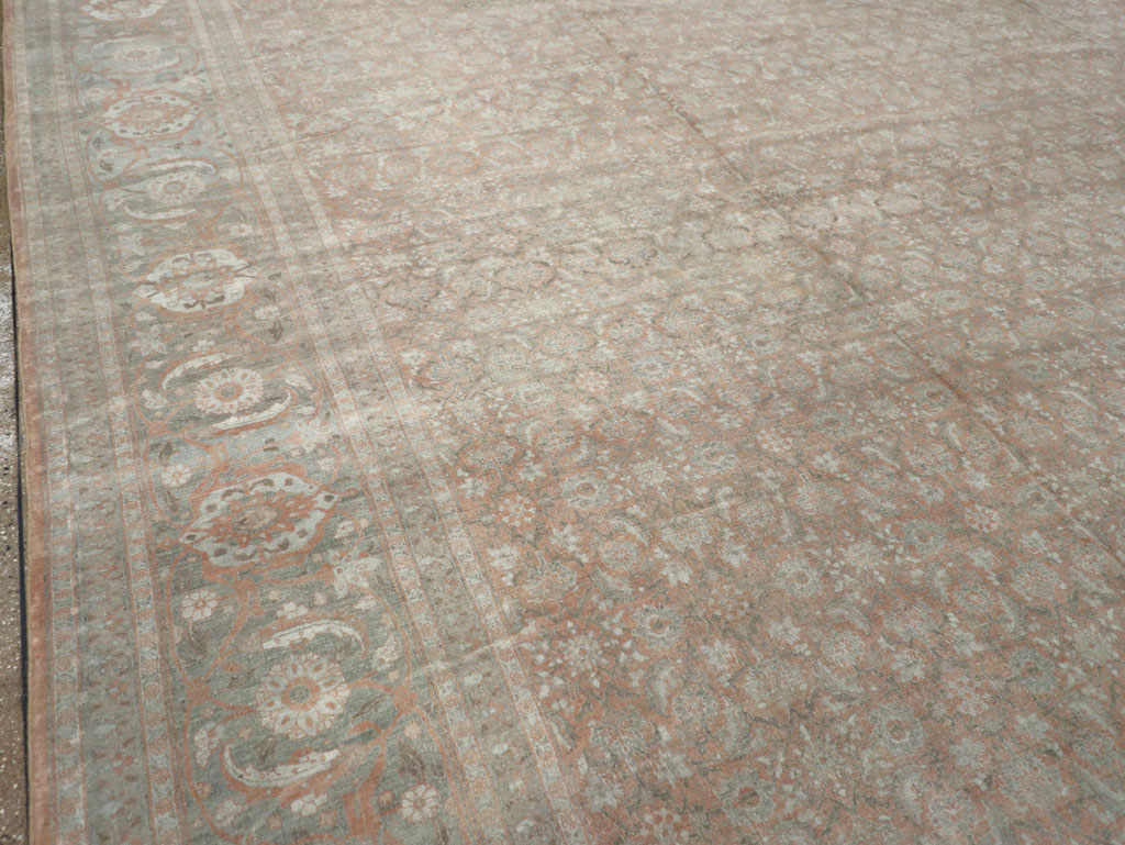 Antique Persian Tabriz Carpet, No.22253 - Gsblank