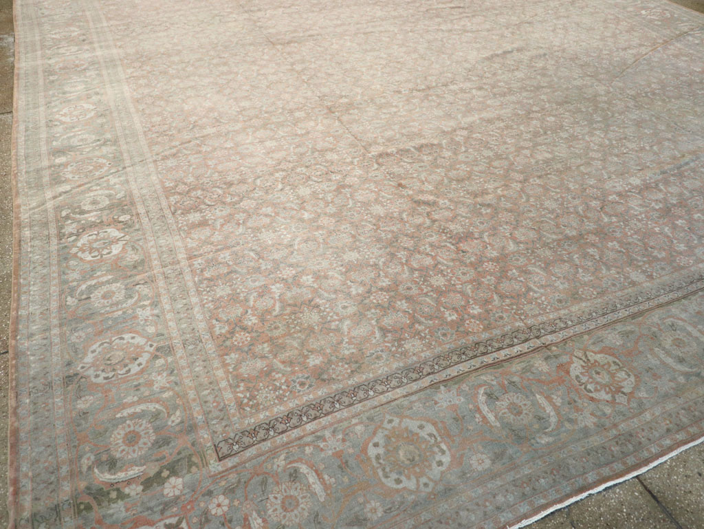 Antique Persian Tabriz Carpet, No.22253 - Gsblank