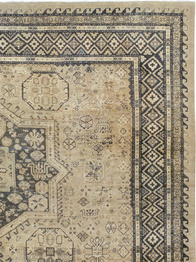 Vintage Persian Tabriz Carpet, No.22264 - Gsblank