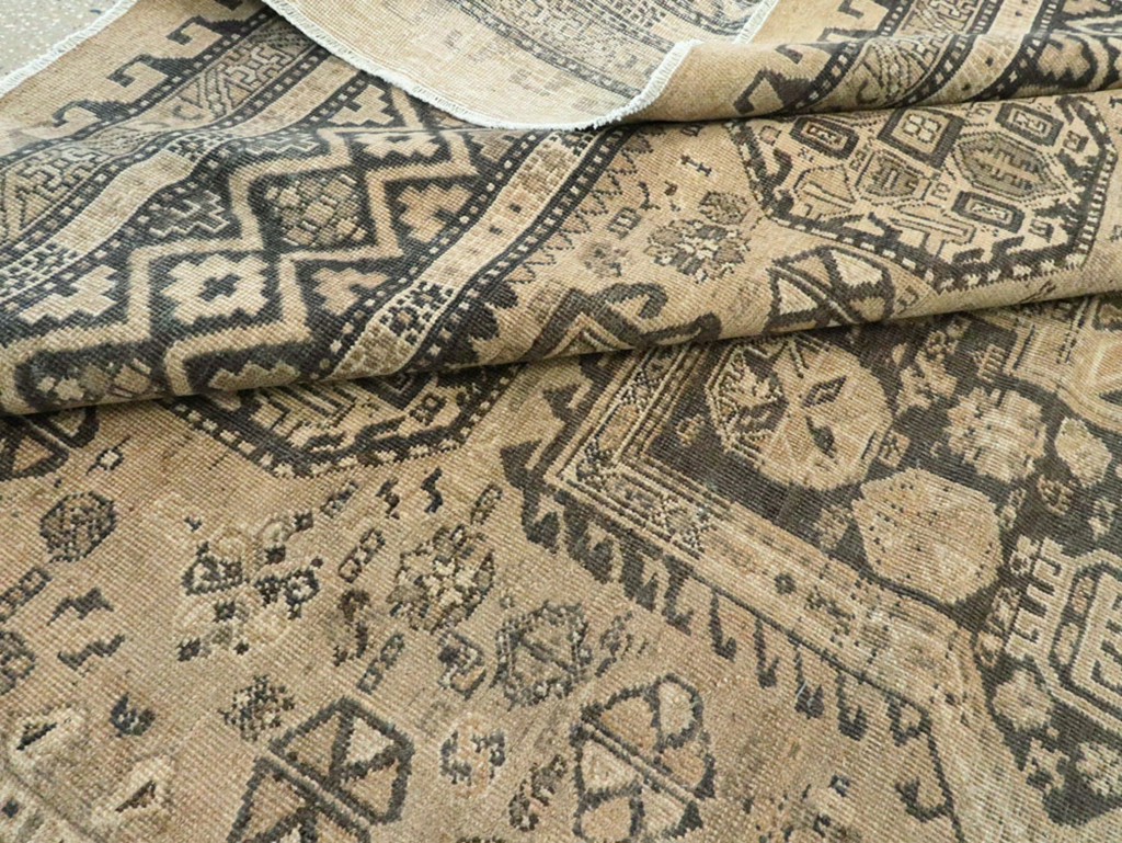 Vintage Persian Tabriz Carpet, No.22264 - Gsblank