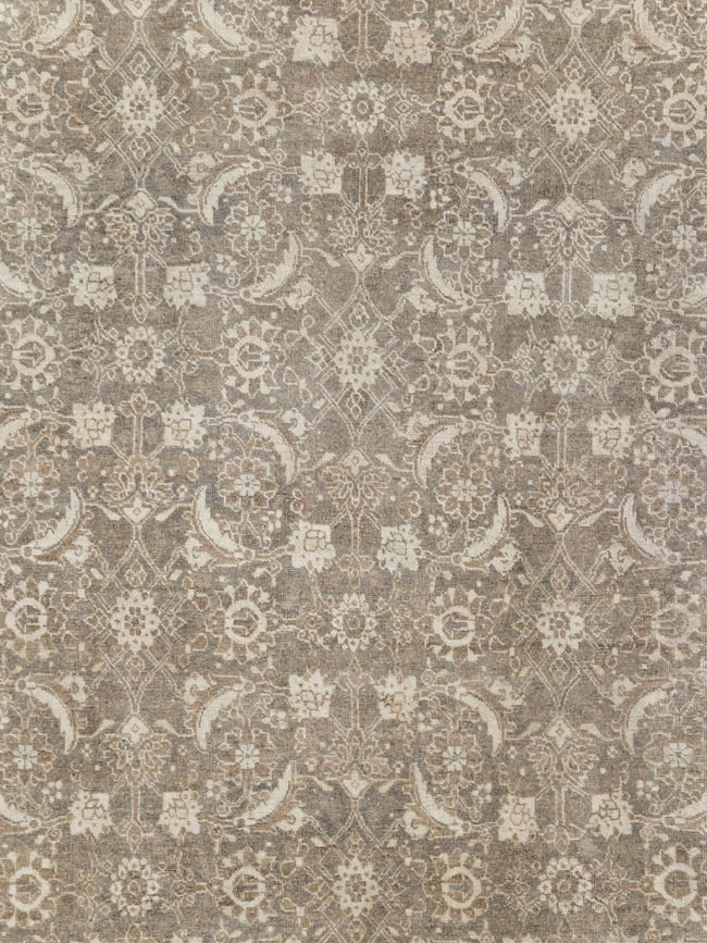 Antique Persian Tabriz Carpet, No.22274 - Gsblank