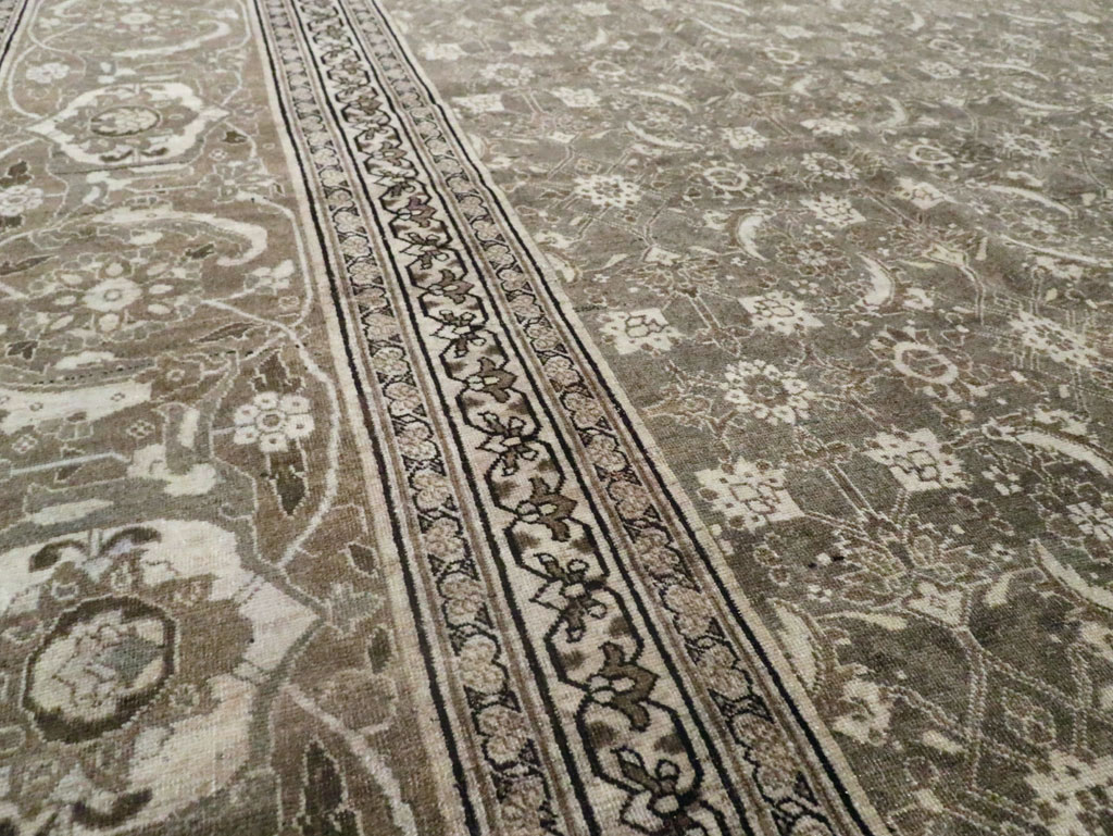 Antique Persian Tabriz Carpet, No.22274 - Gsblank