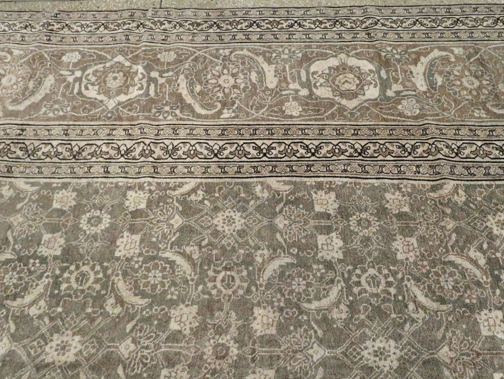 Antique Persian Tabriz Carpet, No.22274 - Gsblank
