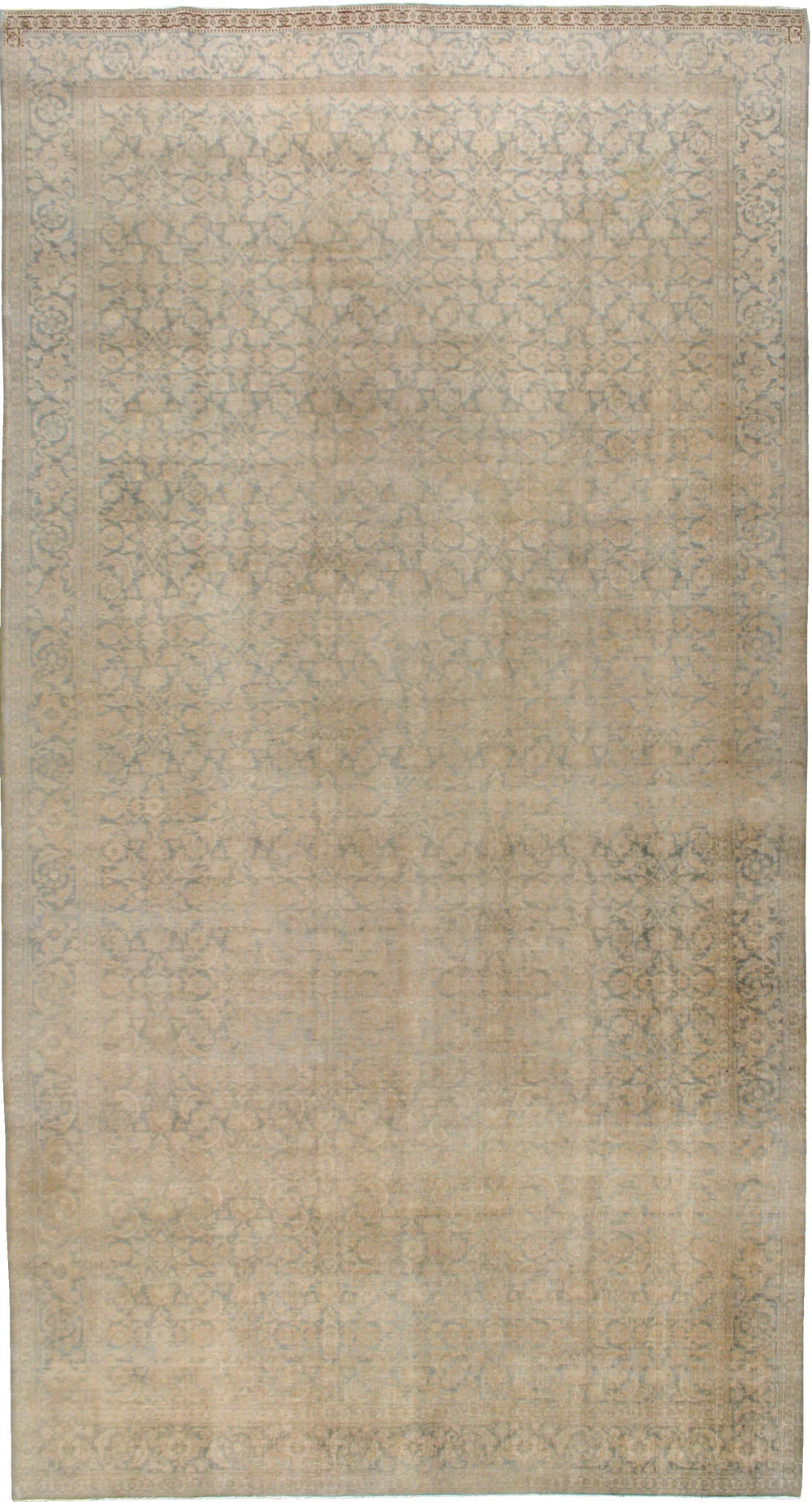 Antique Persian Tabriz Carpet, No.22281 - Gsblank