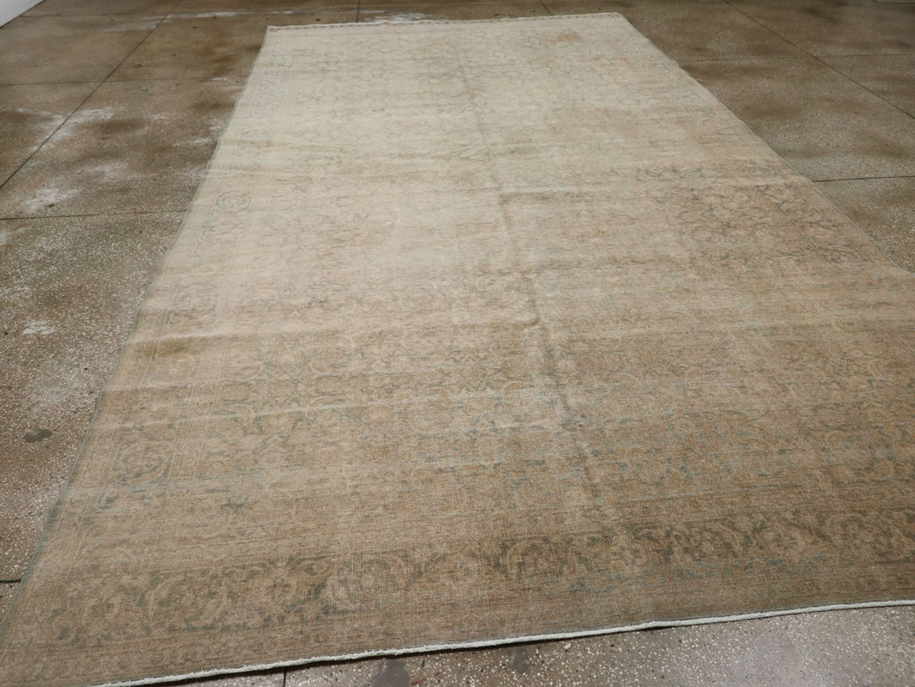 Antique Persian Tabriz Carpet, No.22281 - Gsblank