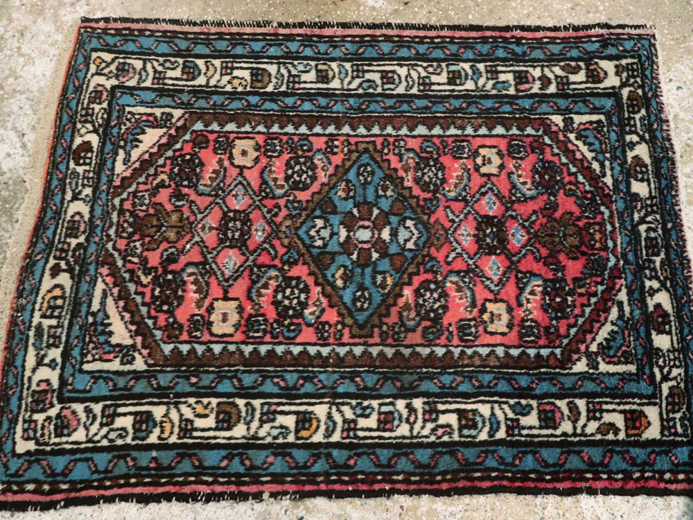 Vintage Persian Hamadan Rug, No.22284 - Gsblank