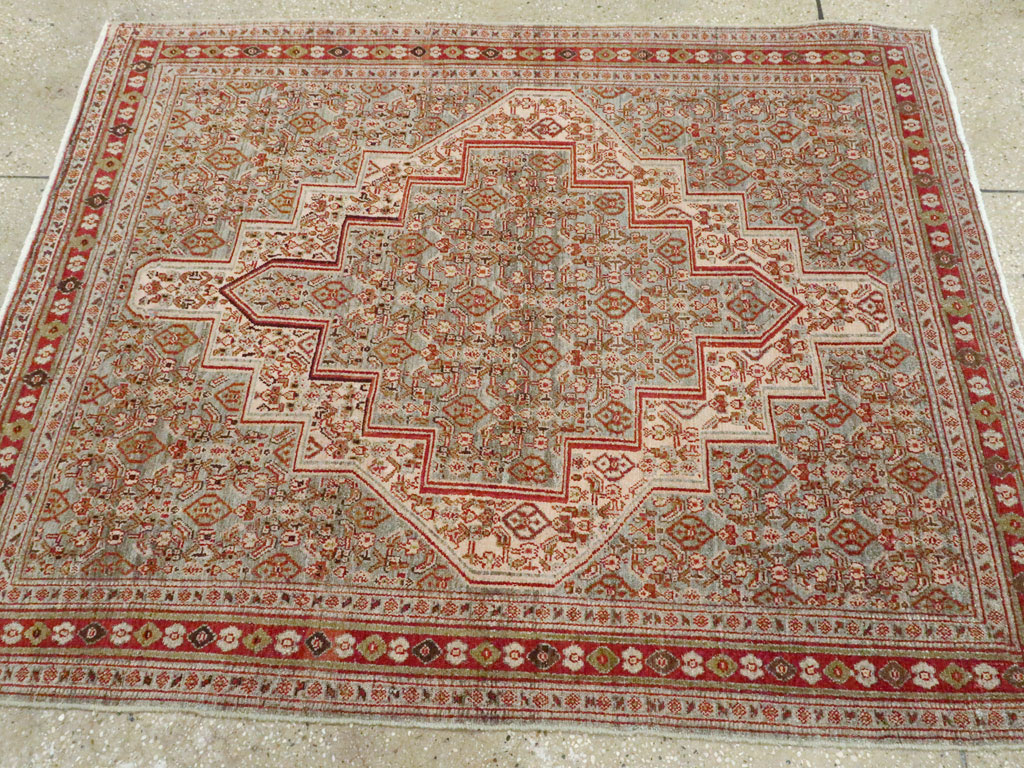 Antique Persian Senneh Rug, No.22301 - Gsblank
