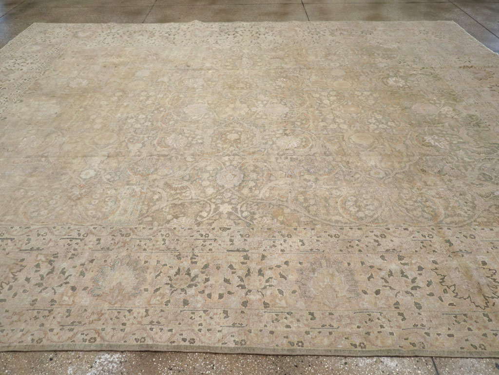 Antique Persian Tabriz Room Size Carpet, No.22303 - Gsblank