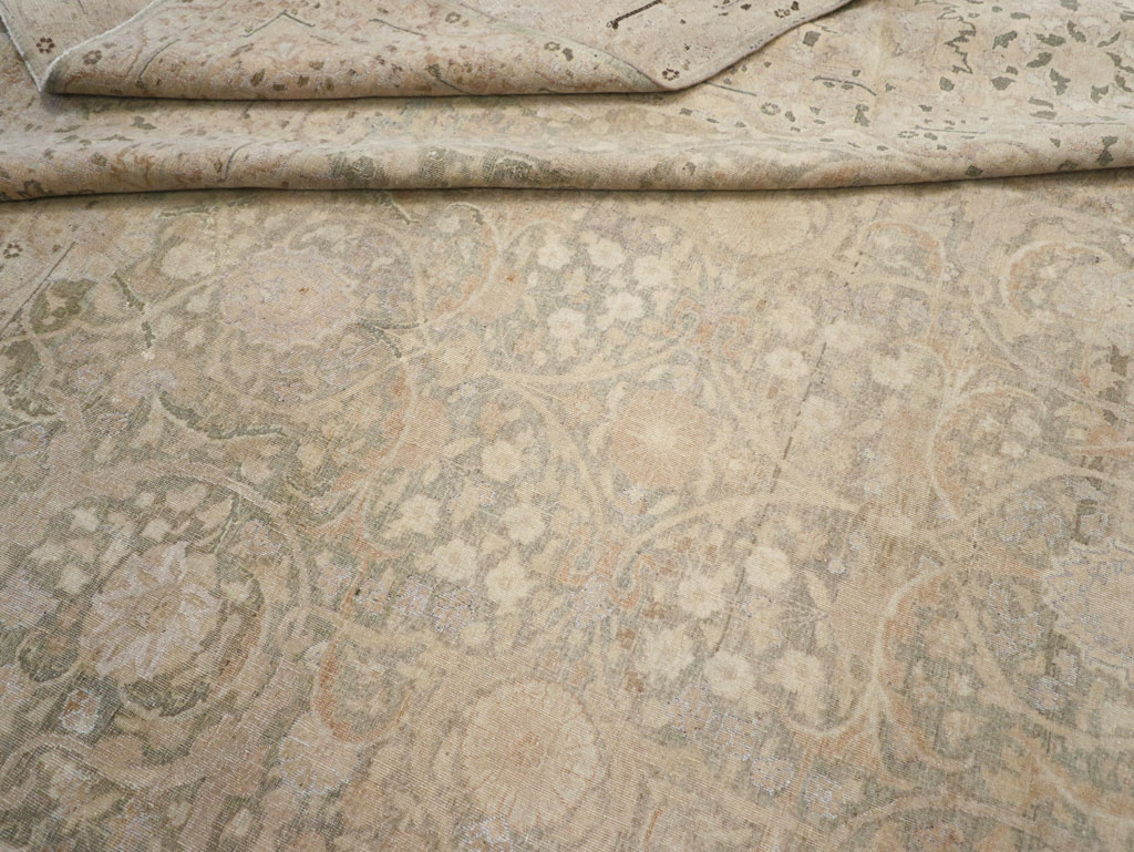 Antique Persian Tabriz Room Size Carpet, No.22303 - Gsblank