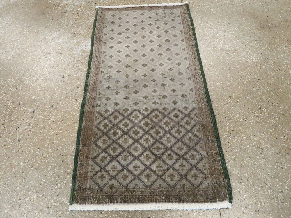 Vintage Persian Tabriz Rug, No.22322 - Gsblank