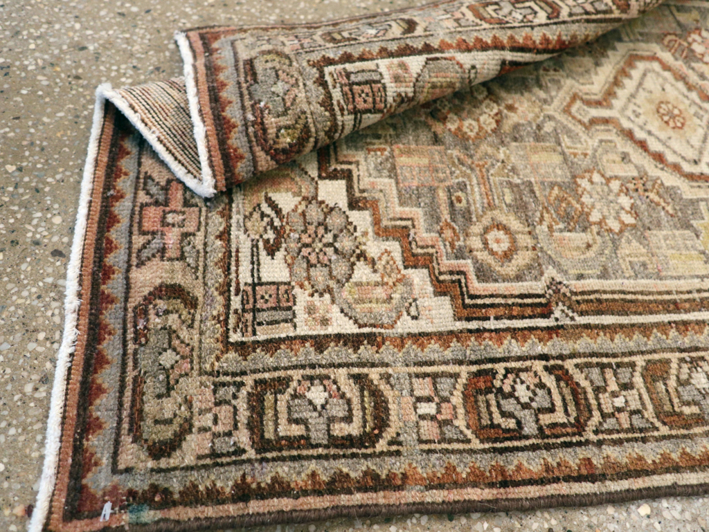 Antique Persian Malayer Throw Rug, No.22344 - Gsblank