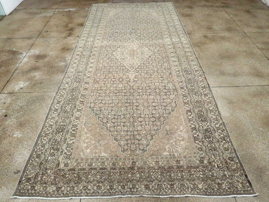 Antique Bibikabad Gallery Carpet, No.22357 - Gsblank