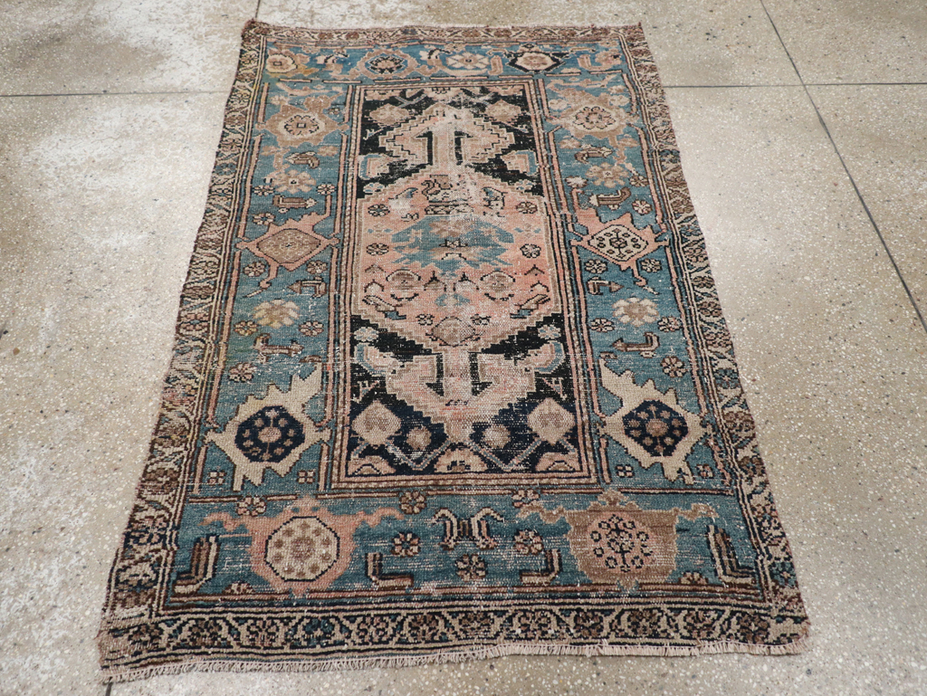Antique Persian Kurdish Rug, No.22363 - Gsblank