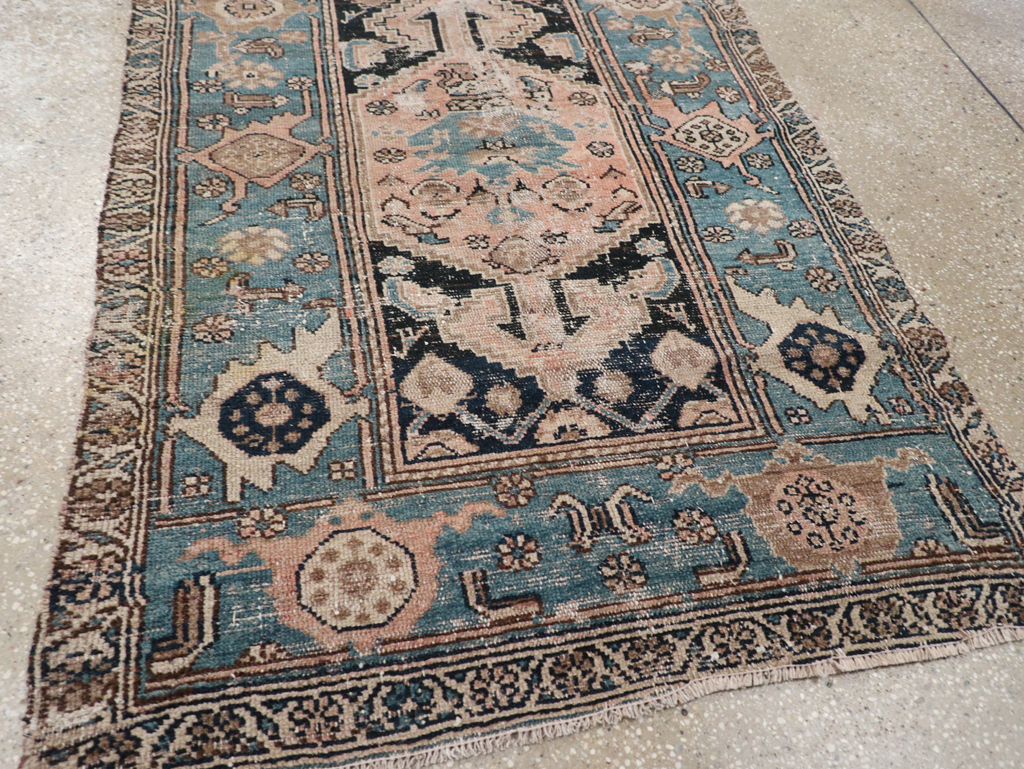 Antique Persian Kurdish Rug, No.22363 - Gsblank
