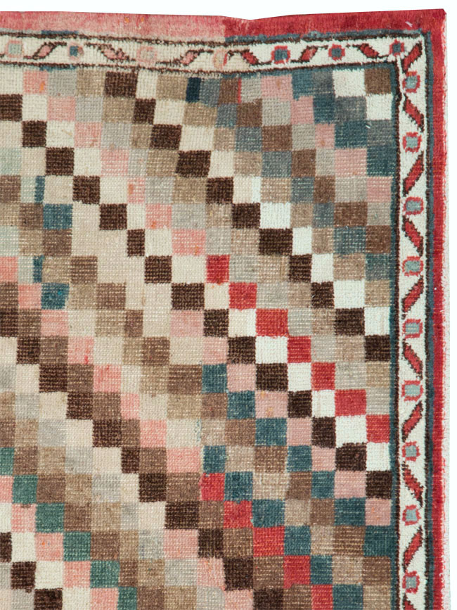 Vintage Turkish Anatolian Square Carpet, No.22374 - Gsblank