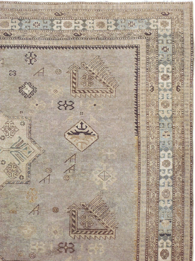 Vintage Persian Tabriz Carpet, No.22376 - Gsblank