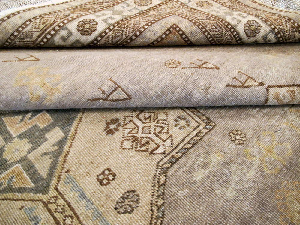 Vintage Persian Tabriz Carpet, No.22376 - Gsblank