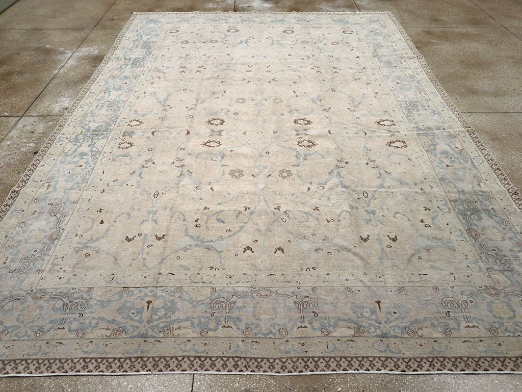 Antique Persian Tabriz Carpet, No.22407 - Gsblank