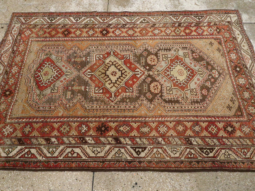 Antique Persian Afshar Rug, No.22414 - Gsblank