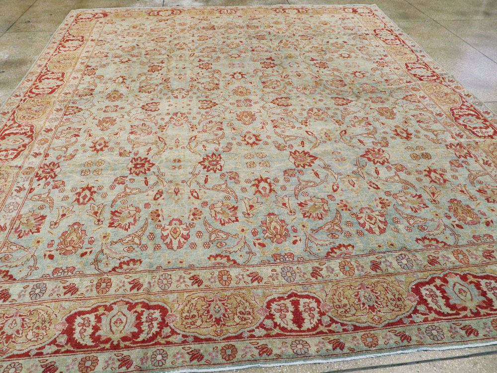 Antique Persian Tabriz Carpet, No.22416 - Gsblank