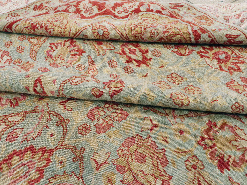 Antique Persian Tabriz Carpet, No.22416 - Gsblank