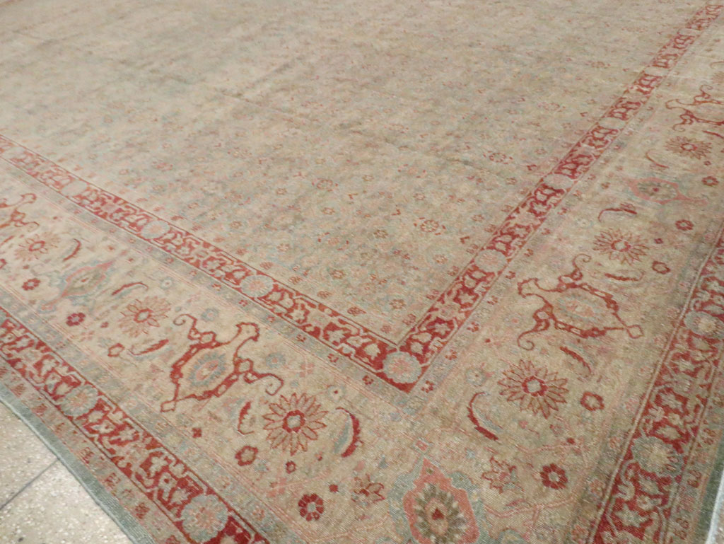 Antique Persian Tabriz Carpet, No.22419 - Gsblank