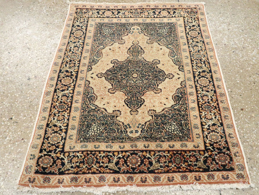 Antique Persian Tabriz Hagi Jalili Rug, No.22440 - Gsblank