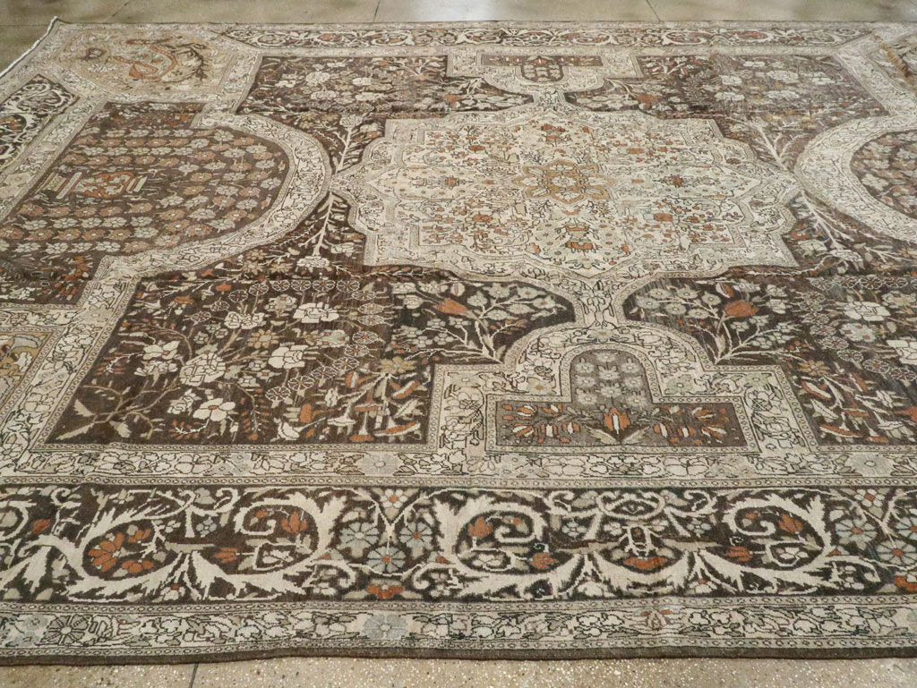 Antique Persian Yazd Carpet, No.22473 - Gsblank