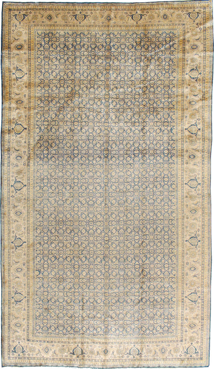 Antique Persian Mahal Carpet, No.22475 - Gsblank