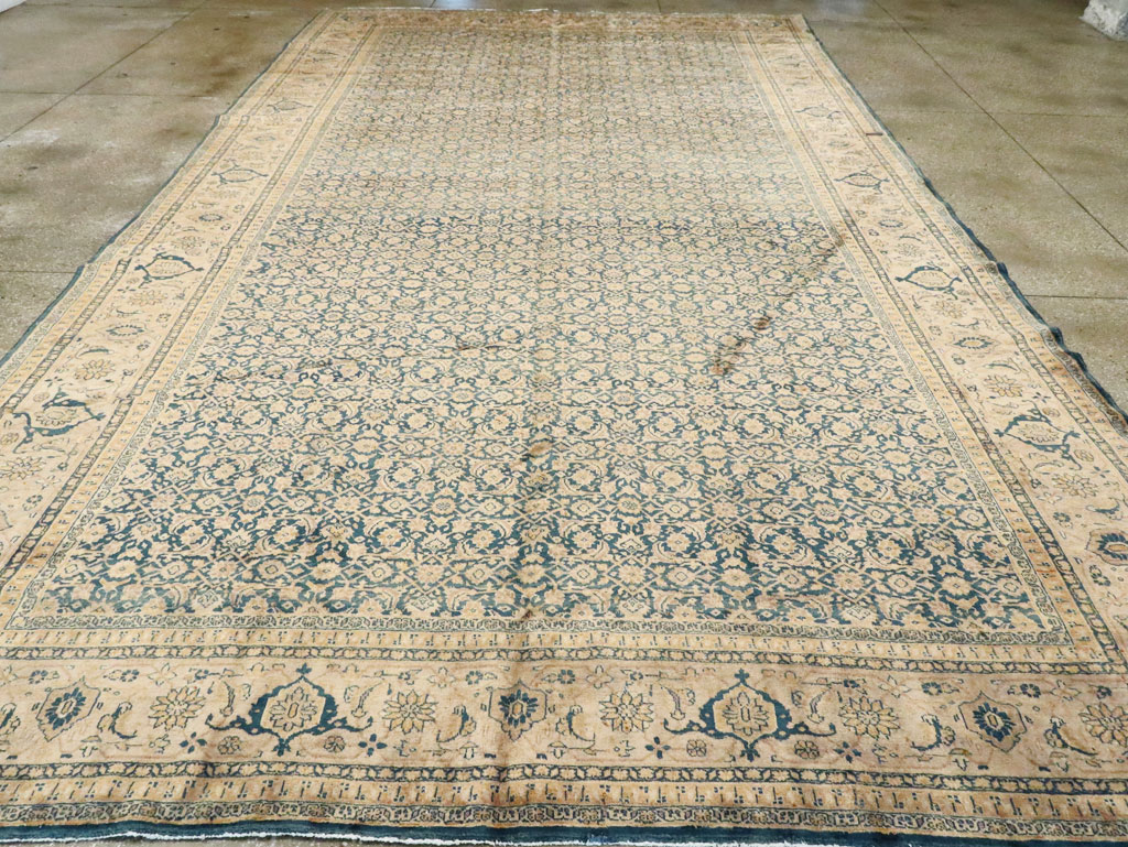 Antique Persian Mahal Carpet, No.22475 - Gsblank